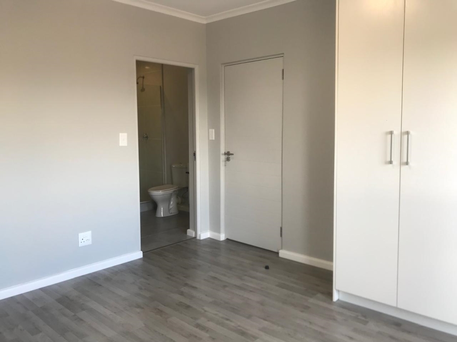 To Let 2 Bedroom Property for Rent in Table View Western Cape
